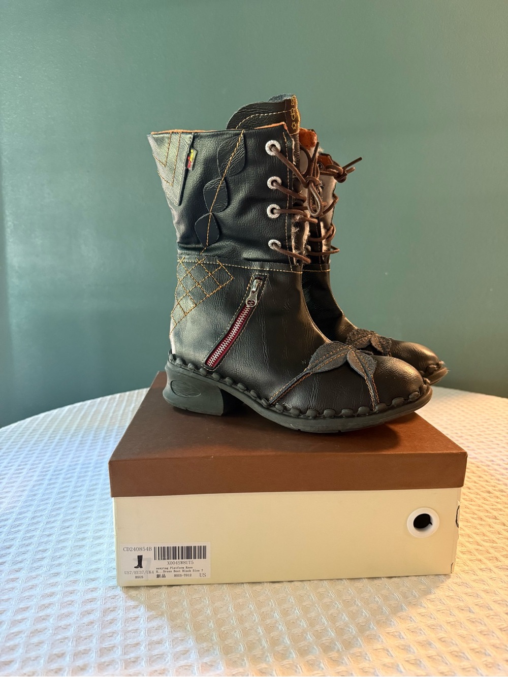TMA EYES Women's Winter Fashion Novelty Side Zipper Calf Boots, size 8.5
